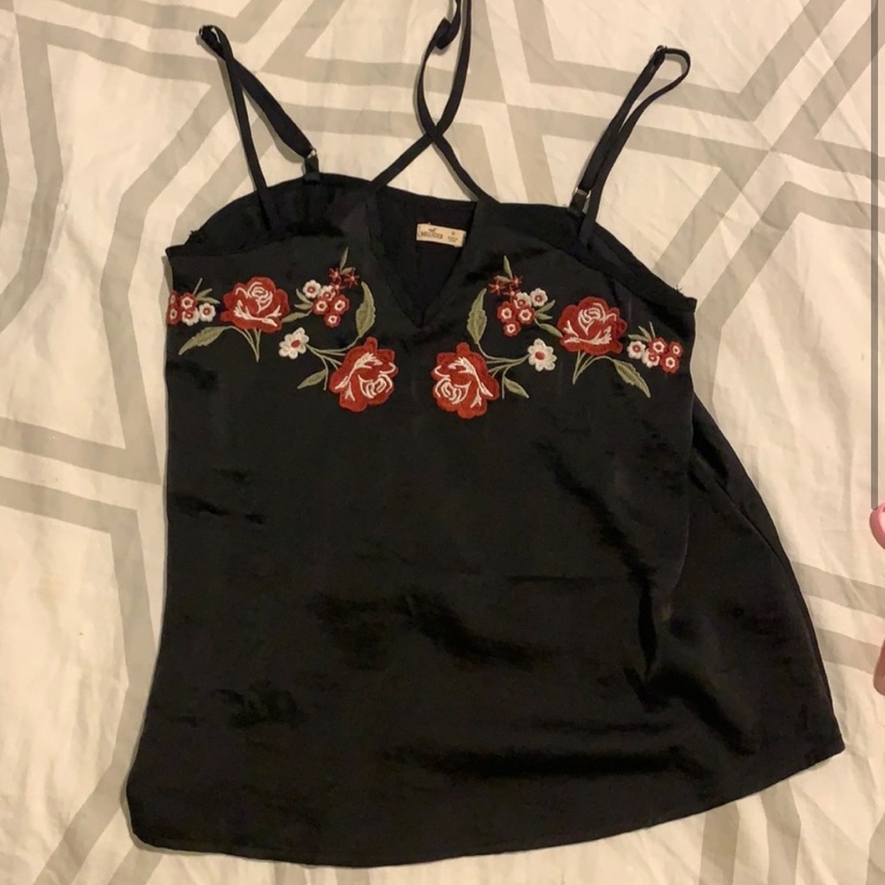 Hollister | choker halter neckline adjustable strap, floral embroidered tank top - Picture 6 of 12